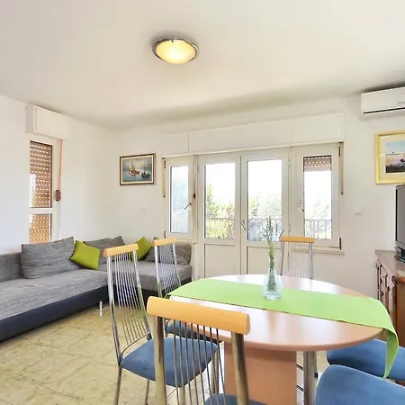 公寓 Vukasovic 麦米科