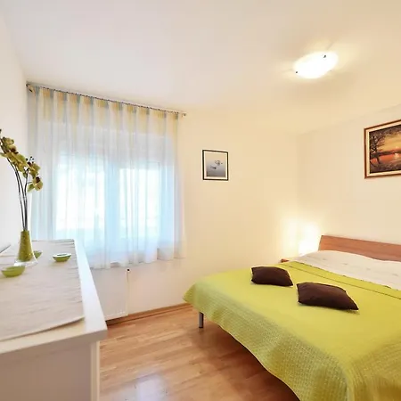 Apartment Vukasovic *