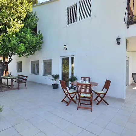 Apartment Vukasovic *